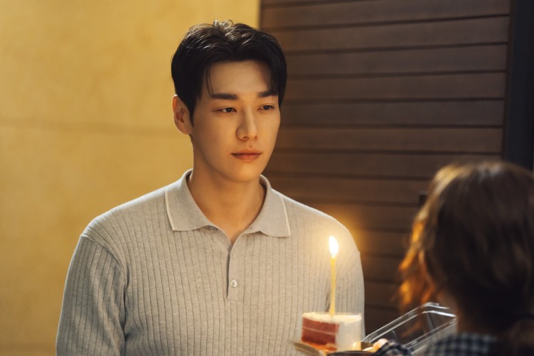 Chae Soo-bin and Kim Young-kwang in Take Charge of My Heart