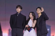 Kim Min-ju, Moon Sang-min and Lomon Lock In Beauty in the Beast's Final Title at Netf-Janchi
