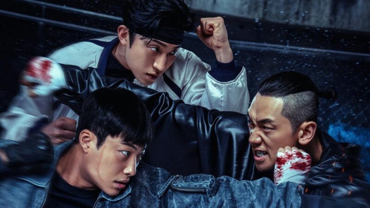 Woo Do-hwan and Lee Sang-yi Battle Rain in Explosive Trailer and Poster for Bloodhounds 2