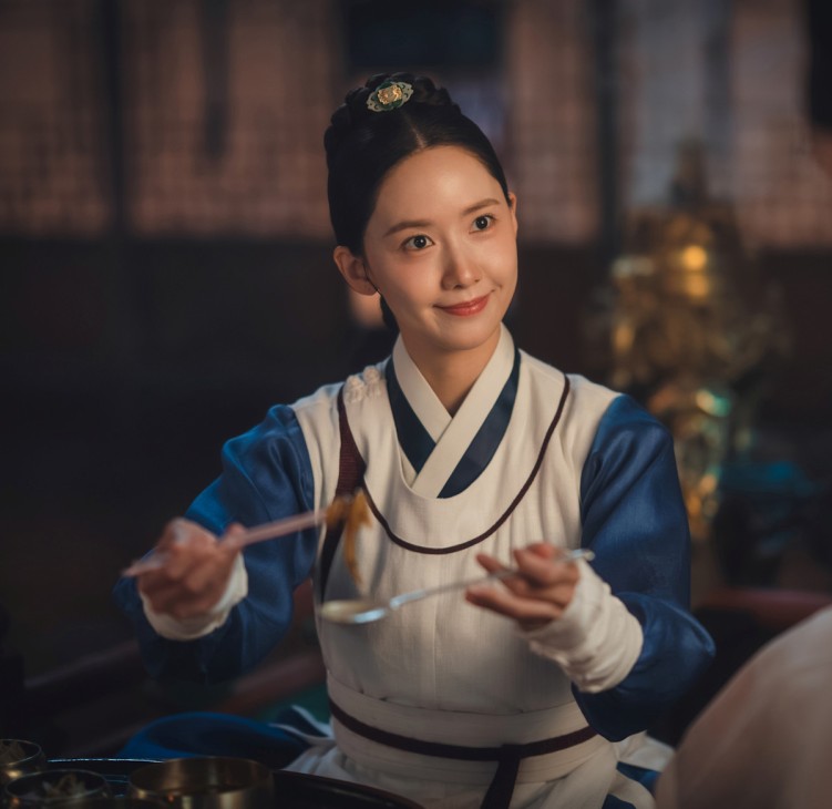 Bon Apetit, Your Majesty