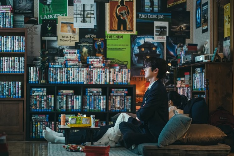 Choi Woo-shik in Melo Movie