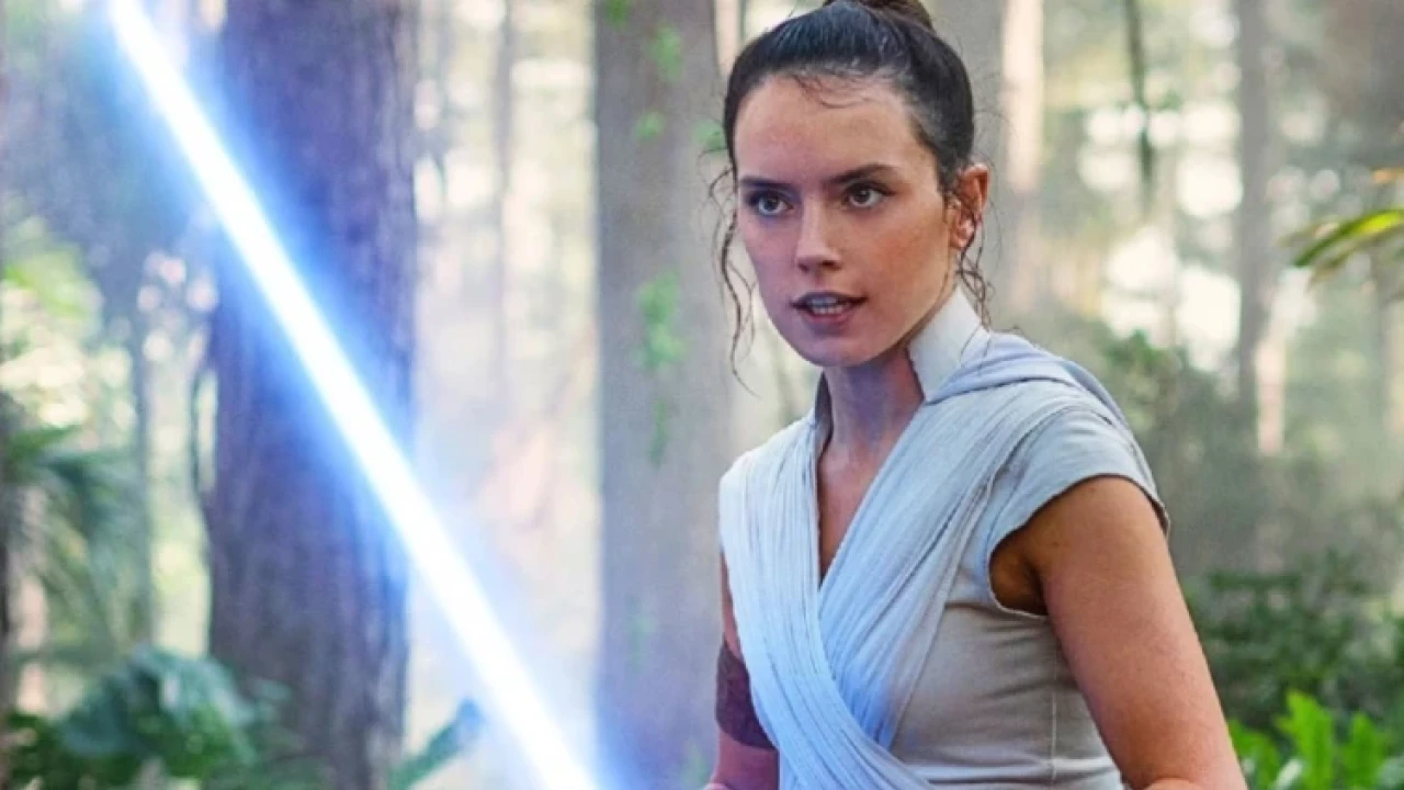 Star Wars: Daisy Ridley’s Rey Film Receives a Script Update