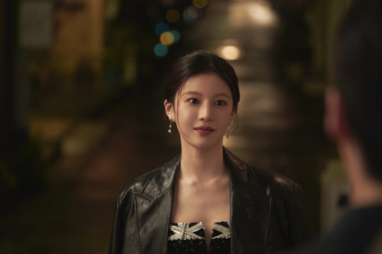 Go Youn-jung in "Can This Love Be Translated?"