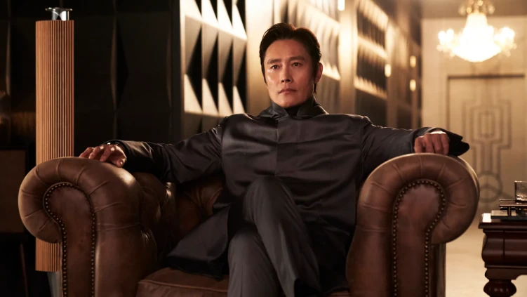 Lee Byung-hun as the Front Man in Netflix