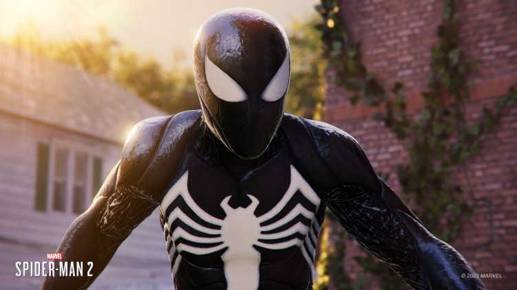 Peter Parker in his alien symbiote suit in Marvel's Spider-Man 2