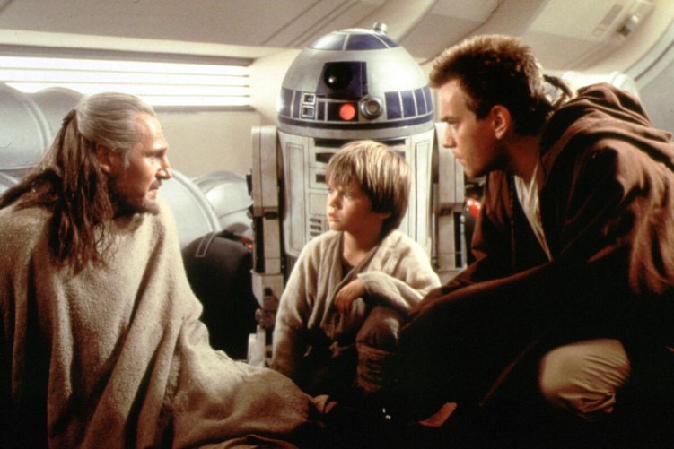 Liam Neeson, Ewan McGregor, and Jake Lloyd in Star Wars
