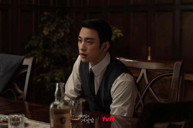 Park Jin-young Confronts Lee Moo-saeng Over Kim You-jung as 100 Days of Deception Reaches Its Midpoint