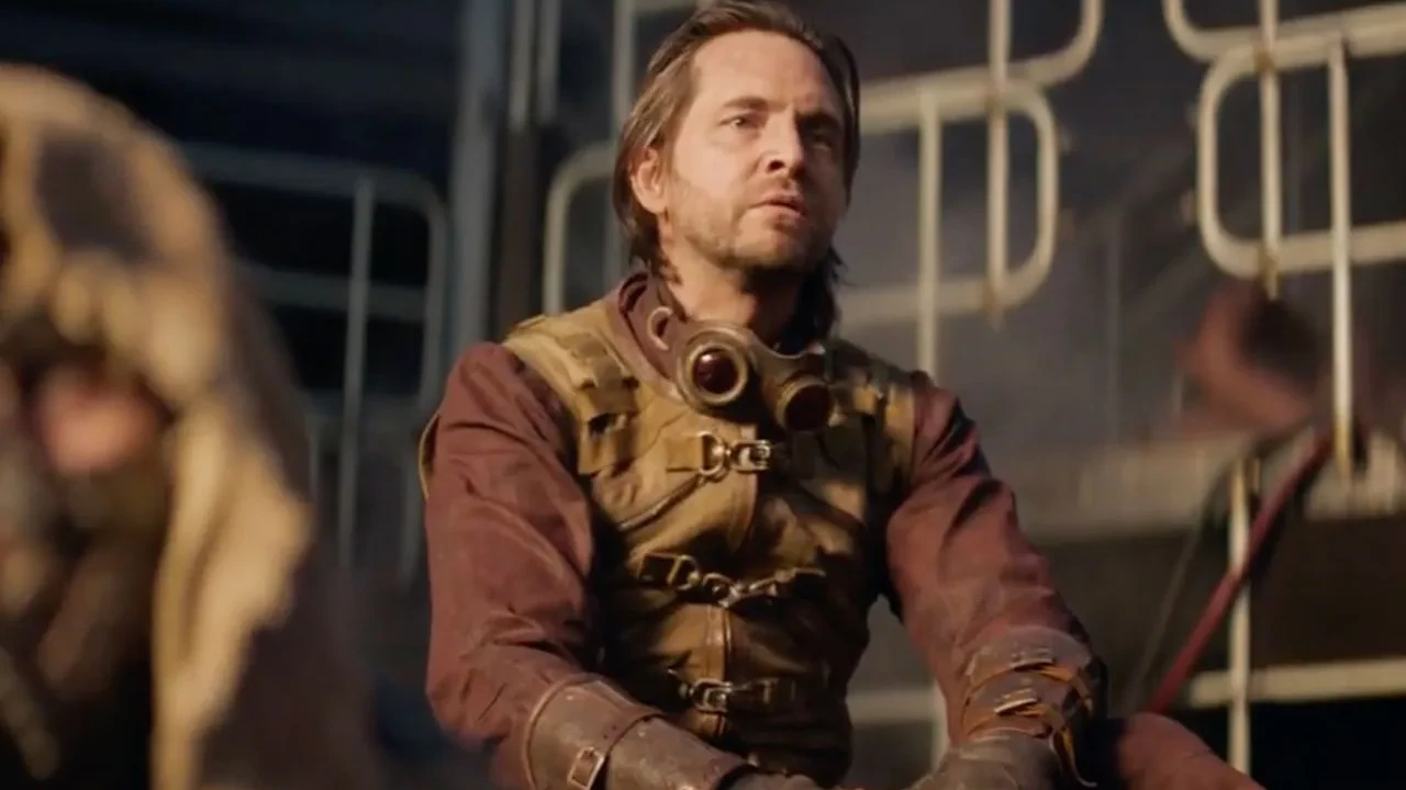 X-Men Star Aaron Stanford Teases Return to Deadpool & Wolverine