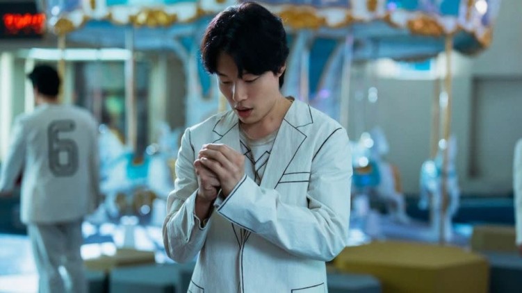 Ryu Jun-yeol in The 8 Show