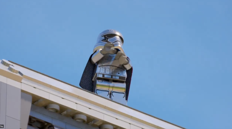 LEGO Captain Phasma in LEGO Fortnite