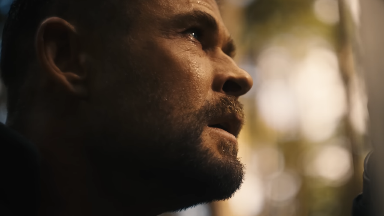 Avengers: Doomsday Unleashes Powerful Thor Teaser with Chris Hemsworth's God of Thunder Preparing for Epic Battle