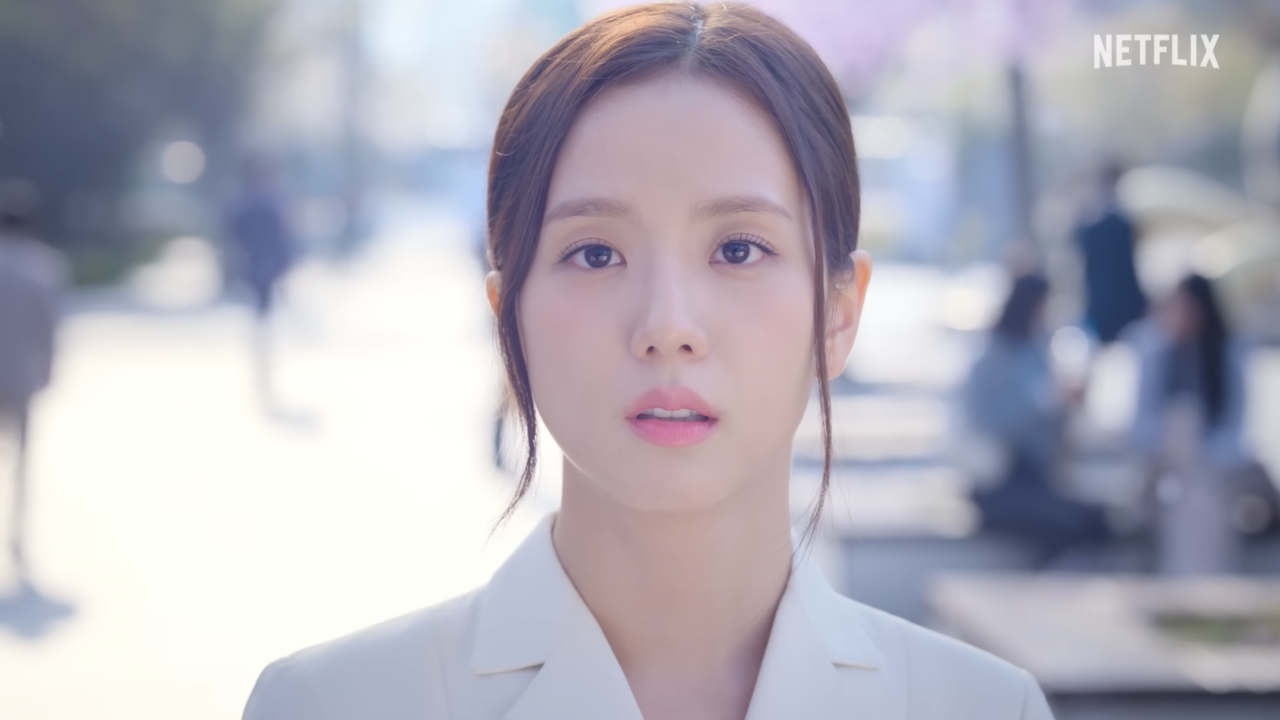 Jisoo and Seo In-guk Ignite Virtual Sparks in Netflix's Boyfriend on Demand Trailer