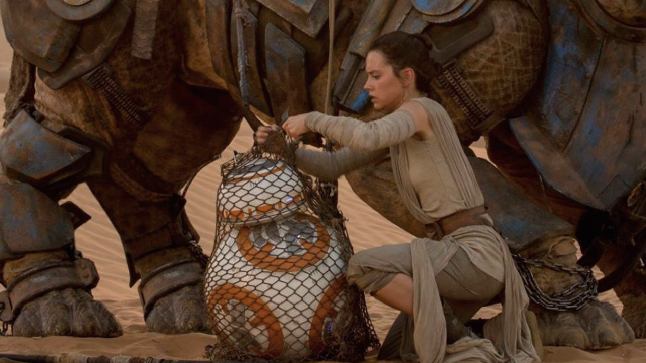 BB-8 Actor Says Star Wars Sequel Trilogy Is "No More Polarising" Than Prequel Trilogy
