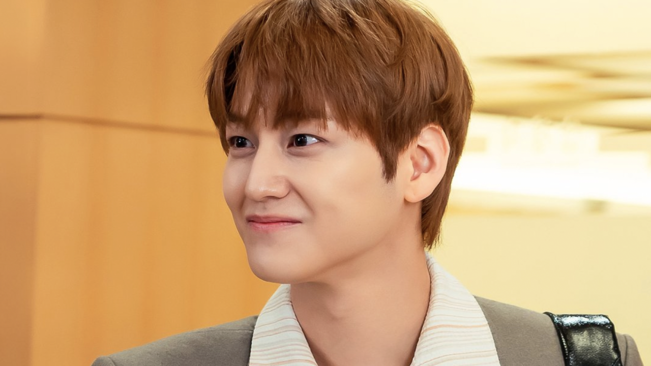 Kim Bum Steals the Spotlight with Flirtatious Charm and New Stills in 'Sold Out on You'