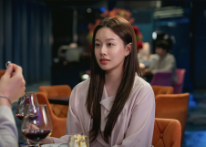 Park You-na in Love on the Menu