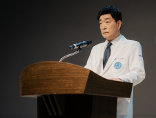 Son Hyun-joo in Doctor X
