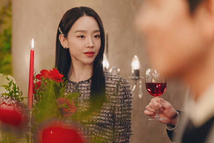 The Art of Sarah set photo