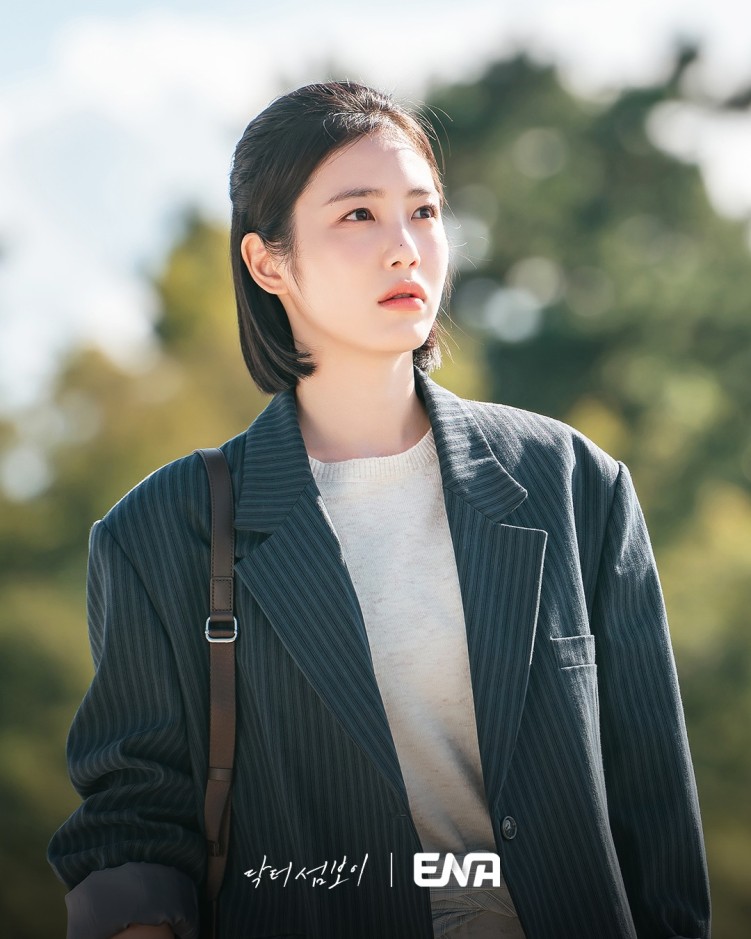 Shin Ye-eun in Doctor on the Edge