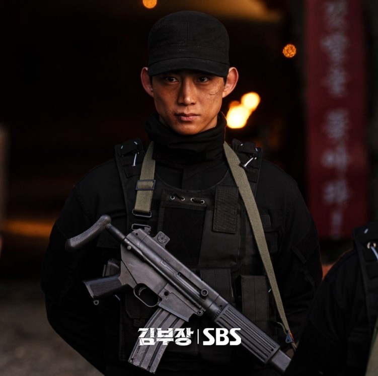 Taecyeon in Agent Kim Reactivated