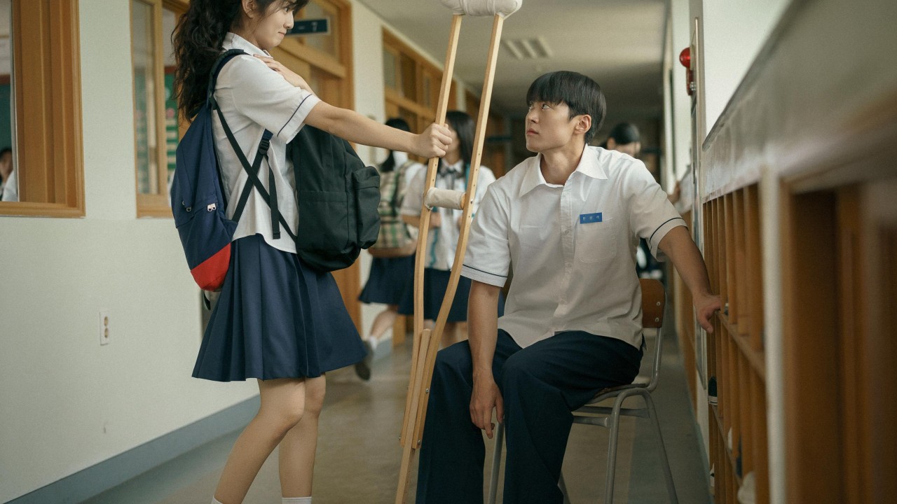 Netflix’s Love Untangled Unveils New Stills Showcasing Gong Myoung and Shin Eun-soo’s Youthful Chemistry