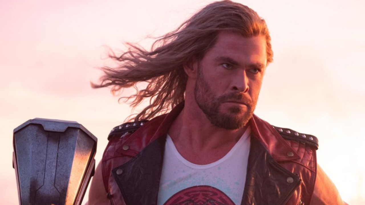 Rogue One Director Addresses Rumors of Directing Thor 5